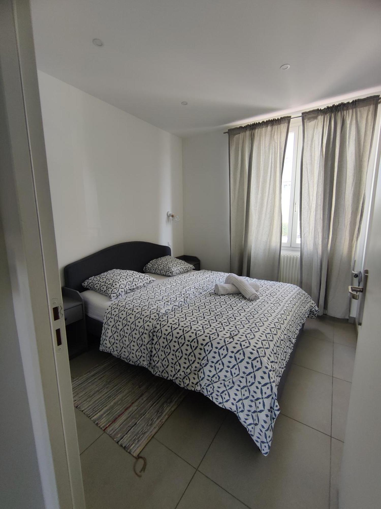 Le Pressense 2 Apartamento Vénissieux Exterior foto