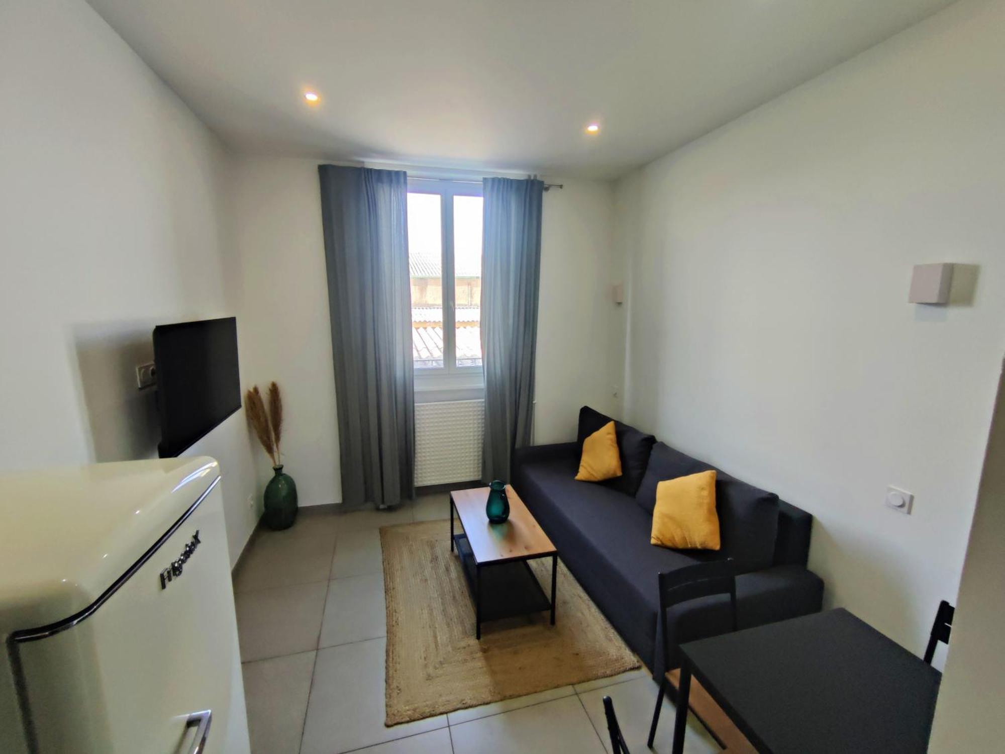 Le Pressense 2 Apartamento Vénissieux Exterior foto