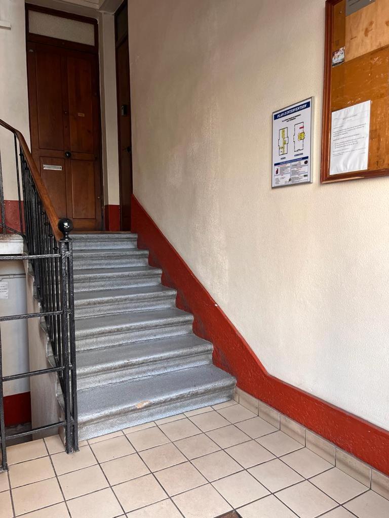 Le Pressense 2 Apartamento Vénissieux Exterior foto